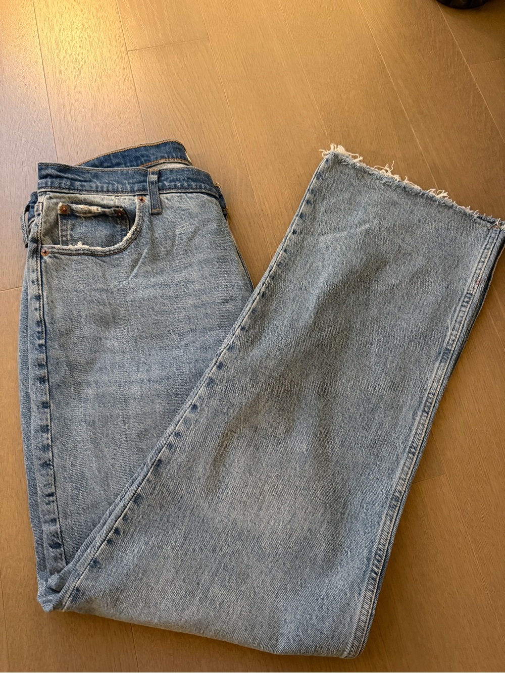 Abercrombie & Fitch Curve Love The Baggy Low Rise Jean